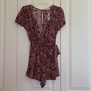Lush Burgundy & Navy Floral Romper Size S